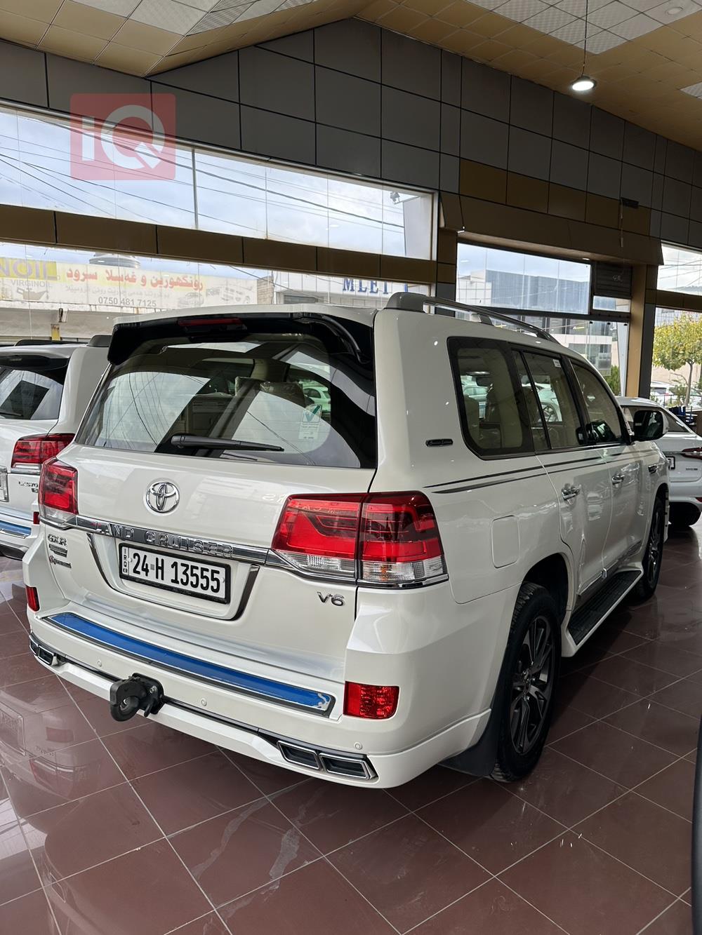 Toyota Land Cruiser